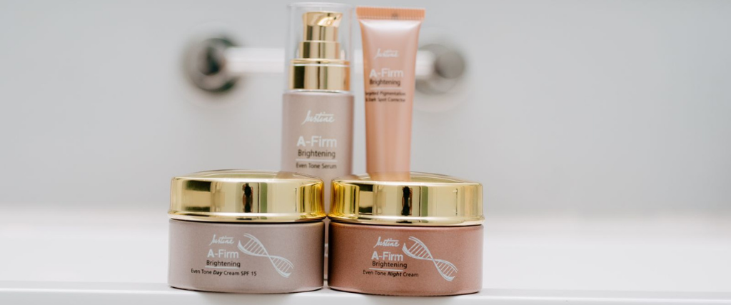 LORNA RECOMMENDS THE JUSTINE A-FIRM BRIGHTENING RANGE