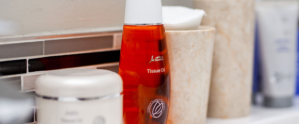 LORNA RECOMMENDS JUSTINE TISSUE OIL